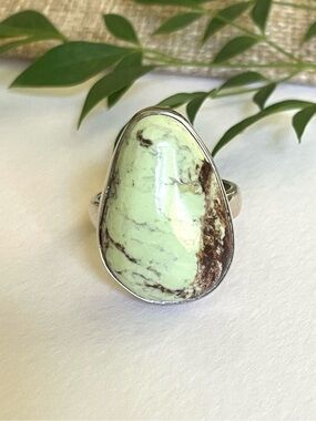 Ring in Lemon Chrysoprase & 925 Sterling silver US:8 ( 26*16mm)